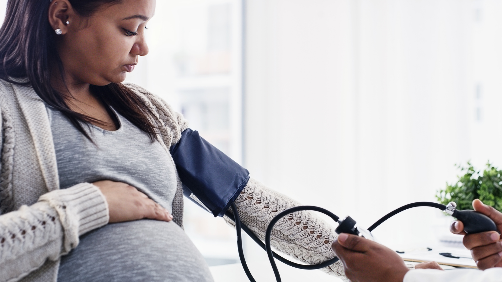 Pregnant Mother Using Remote Patient monitoring for Blood Pressure